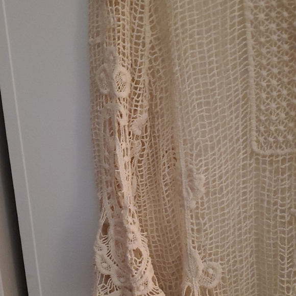 Brittany Black Cream Crochet Top - Picture 8 of 11